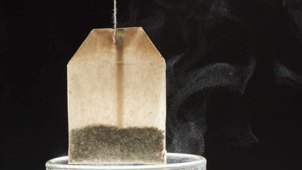 Bolsas de té sostenibles confeccionadas con la celulosa Naturcell de Ence