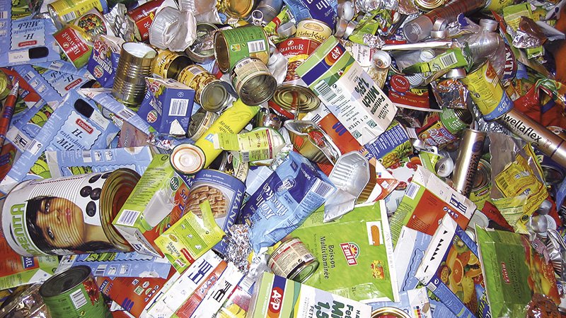 La UE pretende acabar con el despilfarro de envases e impulsar la reutilización y el reciclaje