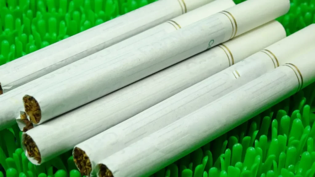 Los científicos transforman colillas de cigarrillos en combustible biodiesel