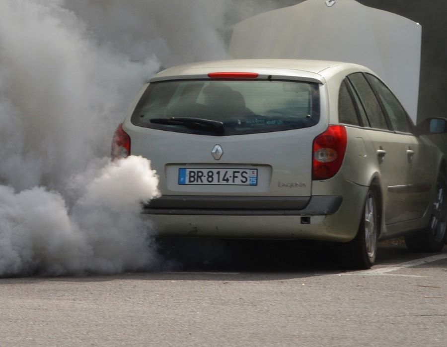 El uso de biocombustibles puede reducir en un 90% la emisión de humo negro de los coches