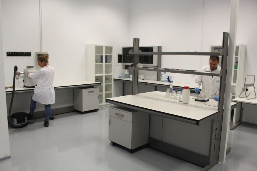 Andaltec crea un nuevo laboratorio de diseño de materiales a partir de residuos