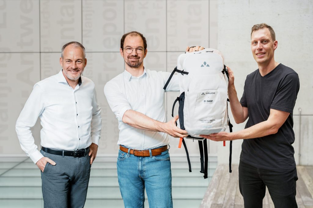 Mochila Net-Zero: VAUDE y BASF lanzan al mercado la poliamida climáticamente neutra